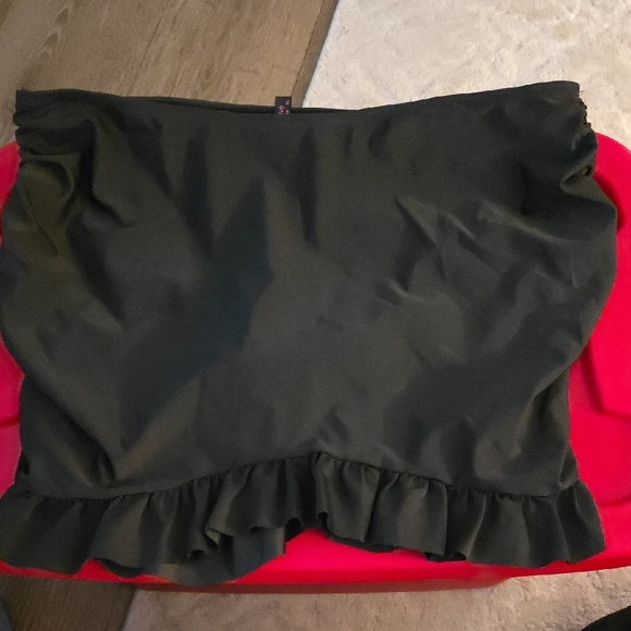 (J29) Black Ruffled Swim Skirt Bottom Sz XXL - Picture 3 of 3